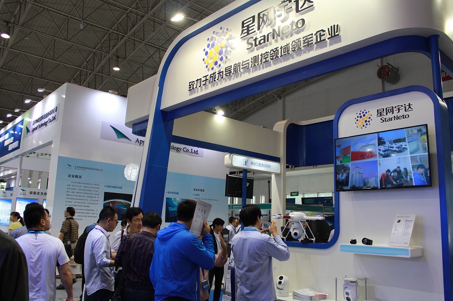 �۷�ʢ�� ȺӢ���͡����������ǲ������ʮ���������չ